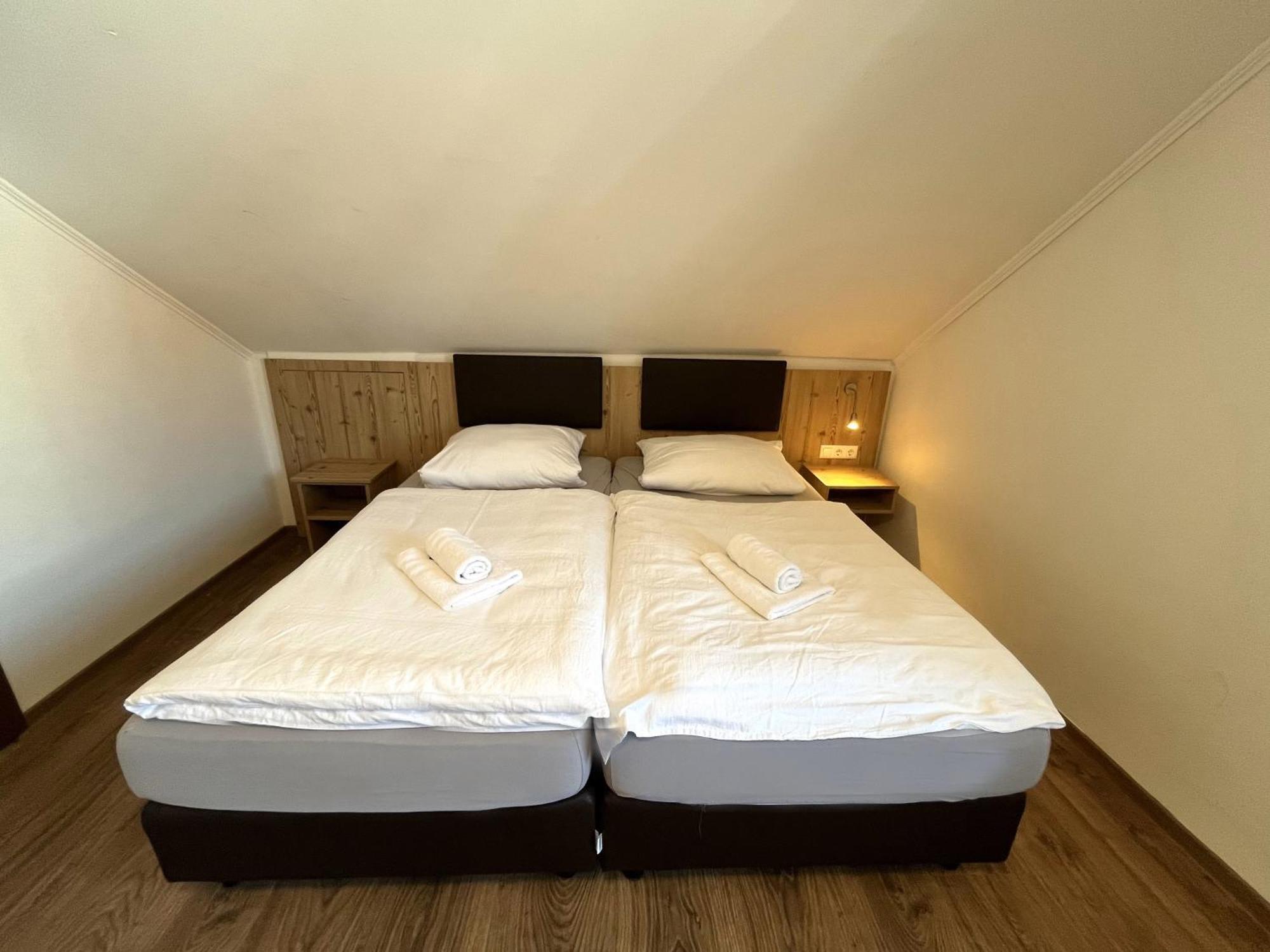 Gastwirtschaft & Hotel Doll Markt Indersdorf Room photo